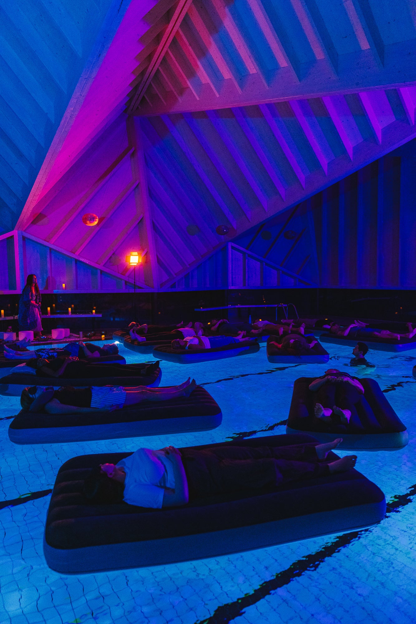 Floating Gong, Handpan & Sound Bath